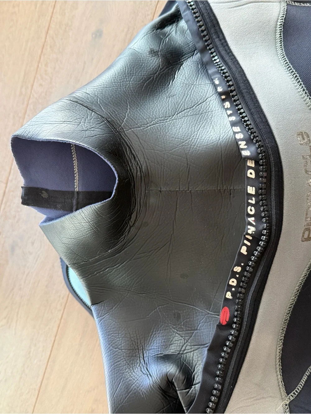 Pinnacle Polar 7/5mm Full Hooded Mens wetsuit Scuba